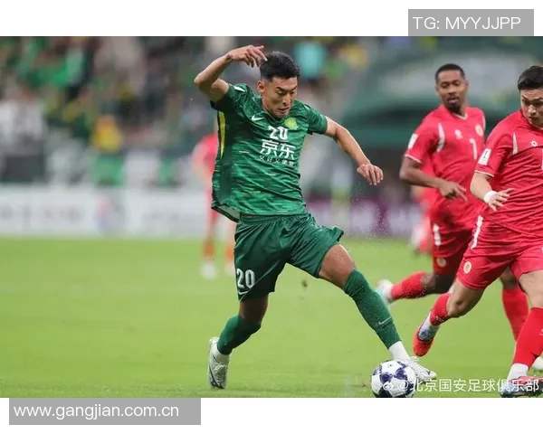 佩里西奇传中助攻布翁乔尔诺头球乌龙埃因霍温迅速扳平比分