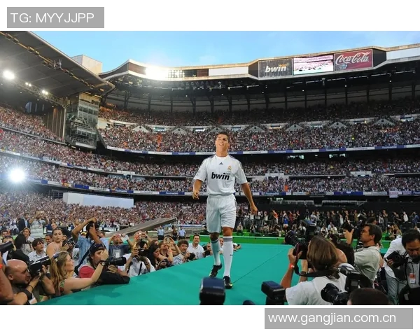 C罗重返葡萄牙体育将书写足球历史的新篇章成为永恒传奇的美丽传说