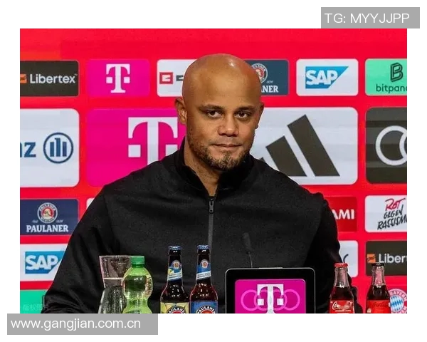 孔帕尼续约获广泛认可球员在其指导下显著提升表现 孔帕尼续约获广泛认可球员在其指导下显著提升表现