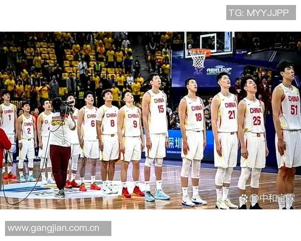 现代篮球阵容配置的重要性男篮首发阵容展现强大实力