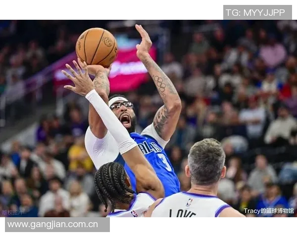 浓眉称赞弗拉格隔扣马穆精彩绝伦期待反复回味这一经典瞬间