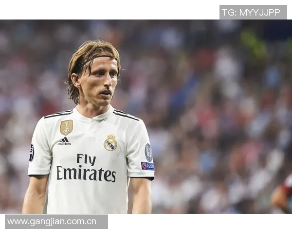 安布罗西尼赞莫德里奇正能量如马尔蒂尼般激励队友 安布罗西尼赞莫德里奇正能量如马尔蒂尼般激励队友