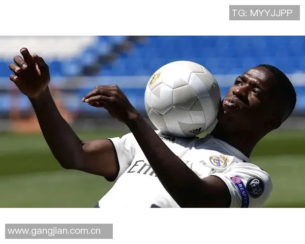 维尼修斯新恋情曝光引争议女友坦言只是玩玩而已引发热议